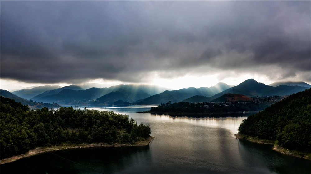 山雨欲来